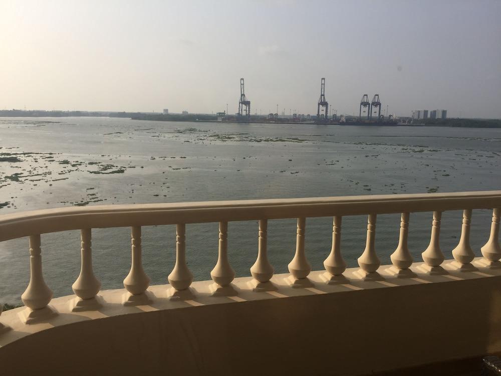 Taj Malabar Resort & Spa, Cochin. Kochi Eksteriør billede