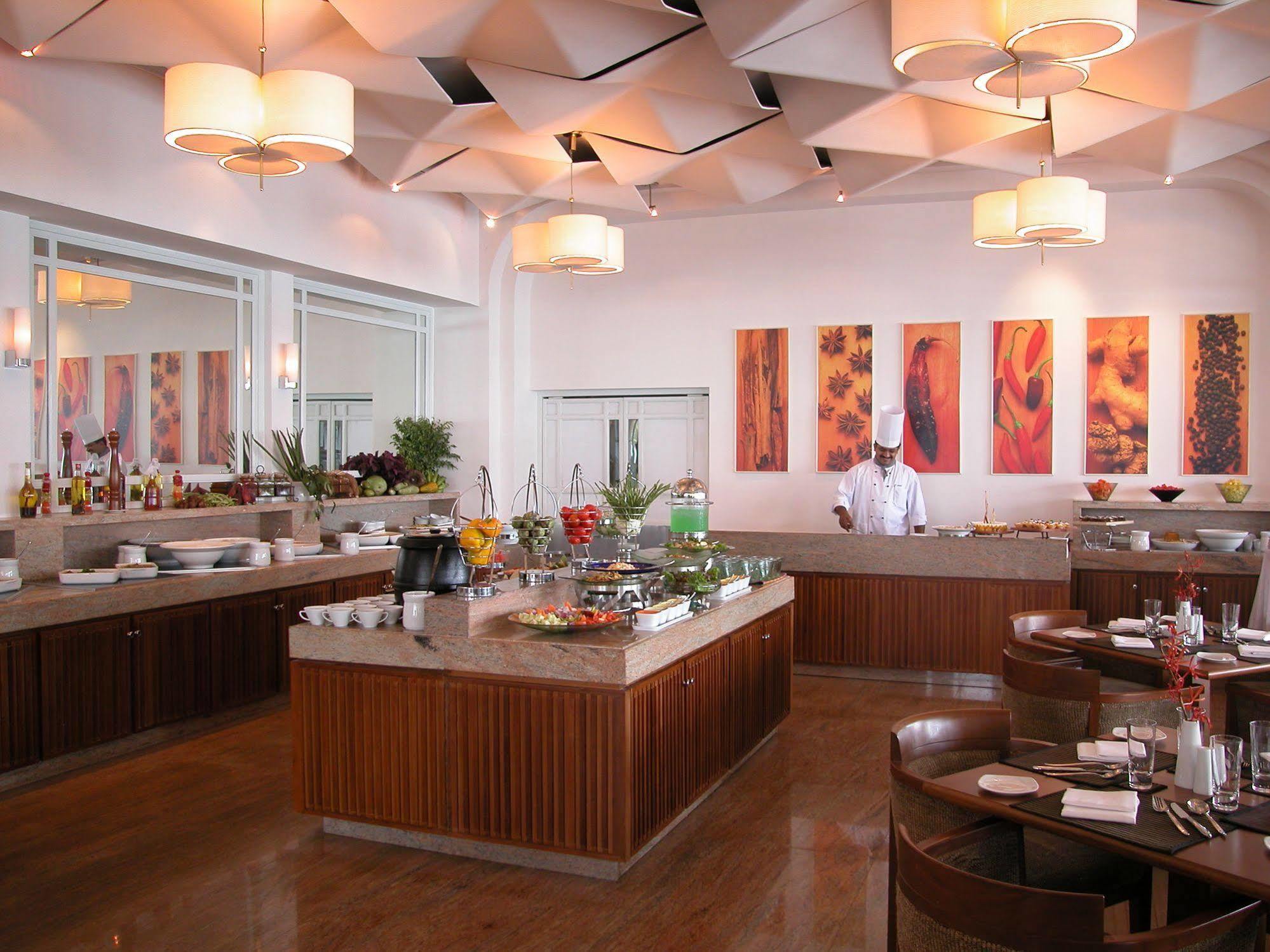 Taj Malabar Resort & Spa, Cochin. Kochi Eksteriør billede